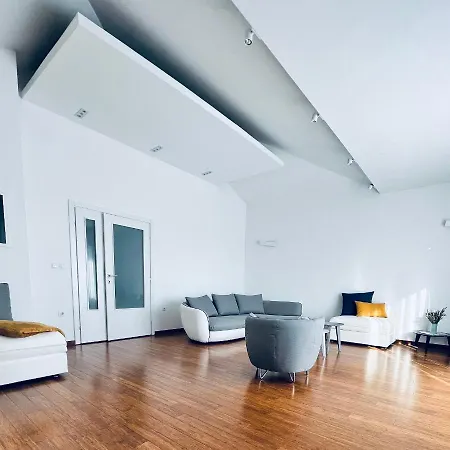 Sky - Beautiful Rooftop With Shared Pool Apartamento