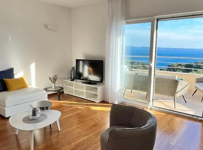 Sky - Beautiful Rooftop With Shared Pool *